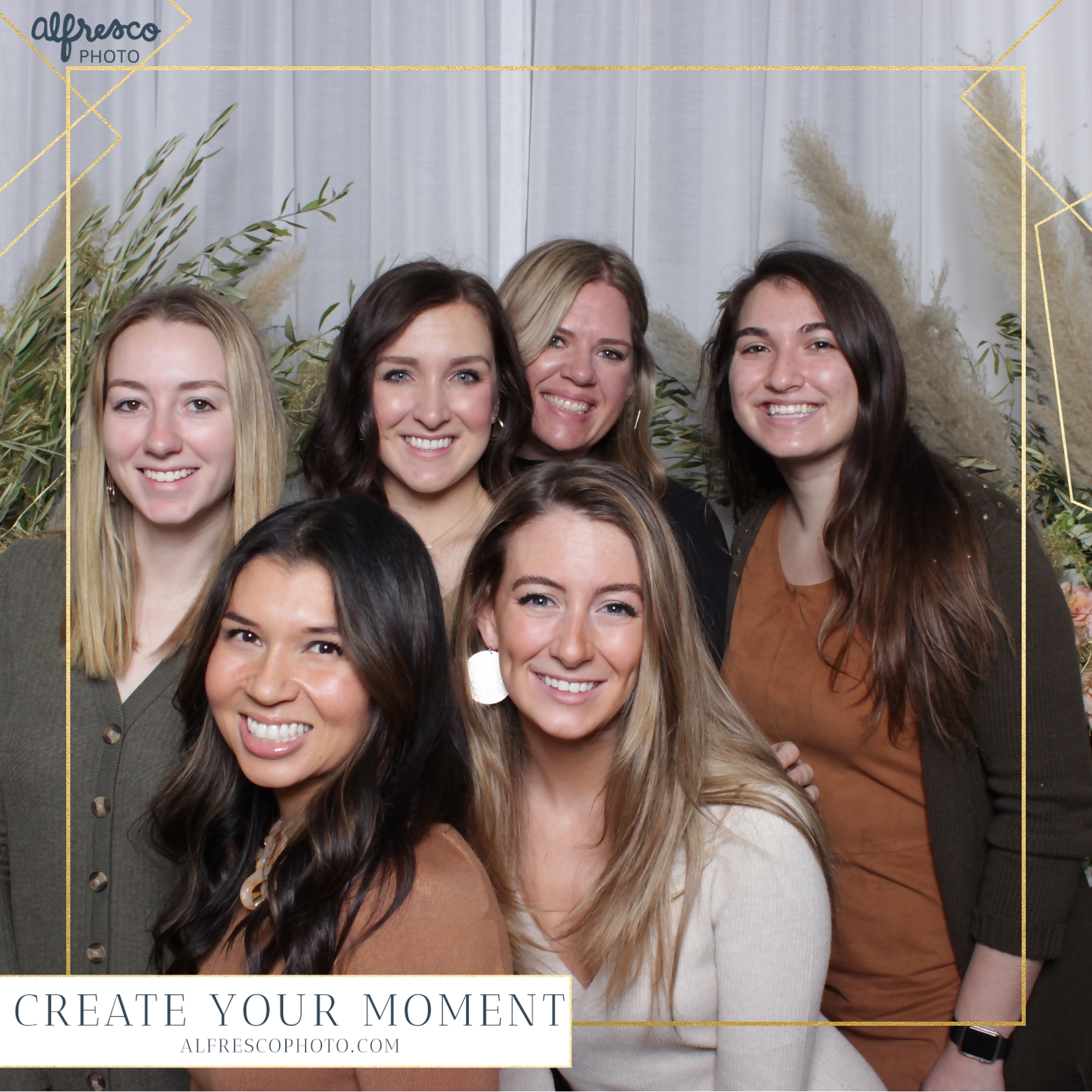 Chez Wedding Pop-Up | View more photos from the event at events.alfrescophoto.com/u/AlfrescoPhoto/Chez-Wedding-Pop-Up